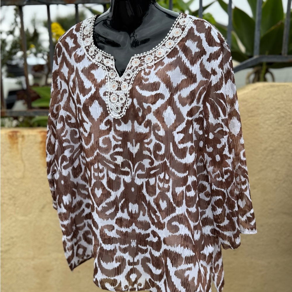 Alfred Dunner Brown and White Graphic Tunic with 3/4 Sleeves